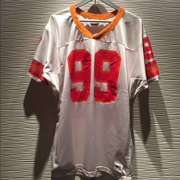 vintage tampa bay buccaneers jersey